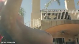 Thumb 1