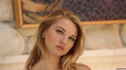 Lily Ivy solo masturbation