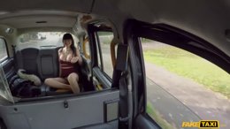 FAKE TAXI - MEXICAN GETS CUM ON GLASSES