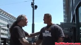 Dicksucking amsterdam hooker pleases tourist