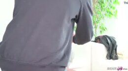 Thumb 6