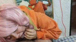 Cute Girl Loves Having a Big Dick in Her Mouth